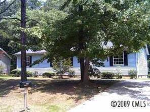 4916 Lailwood Cir., Charlotte, NC 28227
