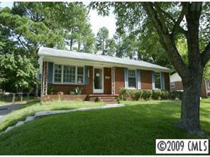 1408 Grovewood Ln., Charlotte, NC 28208