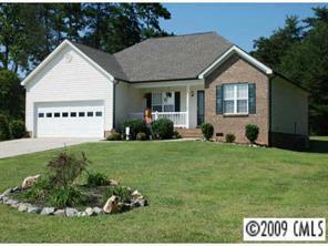7924 Stillwater Dr., Sherrills Ford, NC 28673