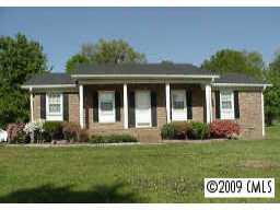 3413 Linwood Rd., Gastonia, NC 28052