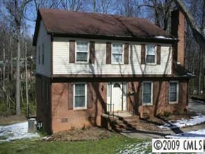 6811 Somersworth Dr., Charlotte, NC 28215