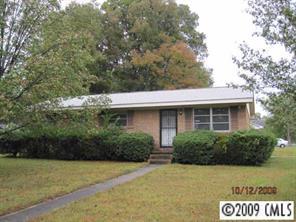 4215 Malta Pl., Charlotte, NC 28215