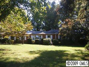 1400 Medford Dr., Charlotte, NC 28205