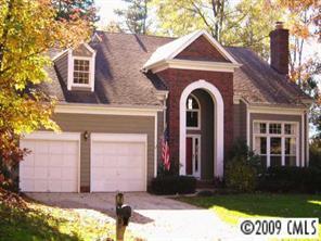 6711 Elmstone Dr., Charlotte, NC 28277