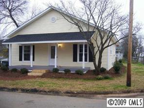 220 Doster Ave., Mooresville, NC 28115
