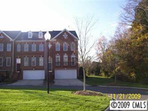 3263 Luke Crossing Dr., Charlotte, NC 28226