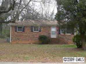 362 Cabarrus Ave., Mooresville, NC 28115