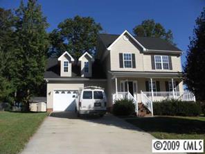 819 Brooklee Dr., Gastonia, NC 28052
