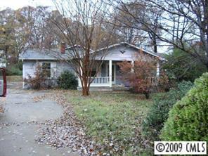 1096 King St., Statesville, NC 28625