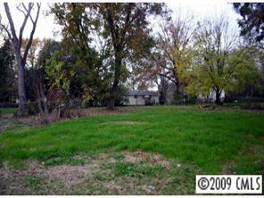 314 S Hoskins Rd., Charlotte, NC 28208