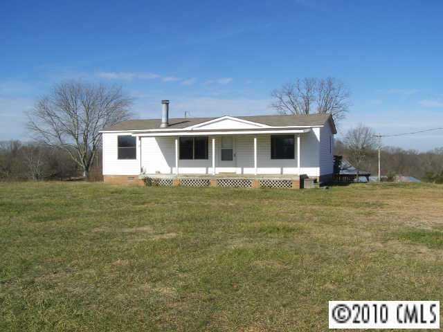 6621 Santa Claus Rd., Monroe, NC 28110