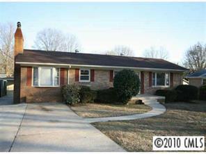 1544 Cloverdale Ln., Gastonia, NC 28052