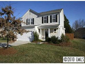 1525 Bucklebury Ct., Charlotte, NC 28269