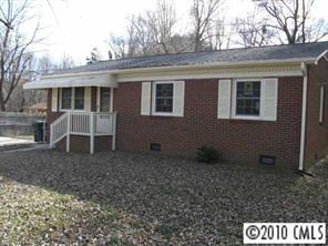 1215 Cardinal Dr., Gastonia, NC 28052