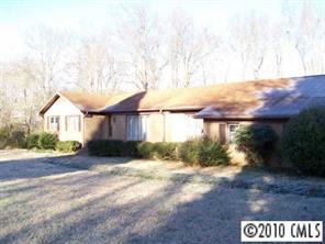 4620 Riverdale Dr., Charlotte, NC 28273