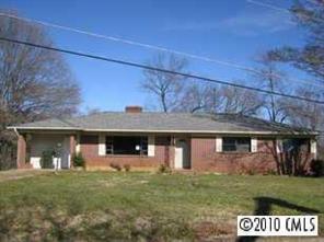 1229 12th St., Hickory, NC 28602