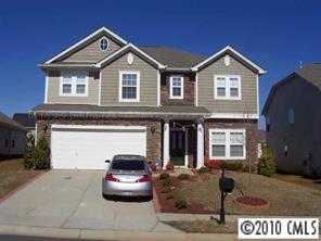 10910 Kinnairds St., Charlotte, NC 28278