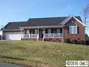 1305 Sedgewood Ln., Lincolnton, NC 28092