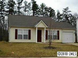 513 Stillgreen Ln., Charlotte, NC 28214