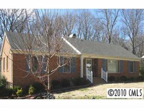 2701 Whiffletree Rd., Charlotte, NC 28210