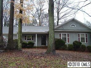 5423 Whistlewood Ln., Charlotte, NC 28208