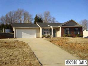 2532 Pine Bark Ct., Gastonia, NC 28052