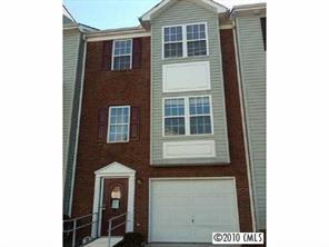 345 Rock Ridge Ln., Mount Holly, NC 28120