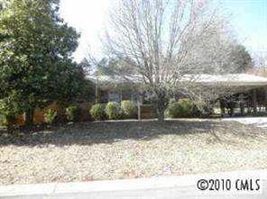 311 Tanglewood Dr., Kannapolis, NC 28081
