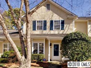 2729 Tiergarten Ln., Charlotte, NC 28210