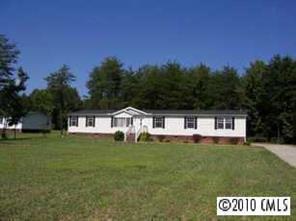 150 Mallardwood Dr., Mooresville, NC 28125