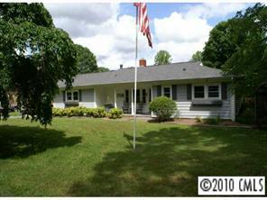 1738 Linwood Dr., Gastonia, NC 28052
