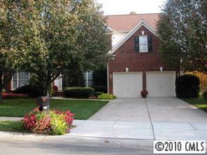 5518 Tullamore Ln., Charlotte, NC 28269
