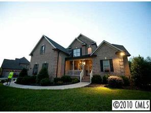 389 Ponderosa Cir., Mooresville, NC 28117