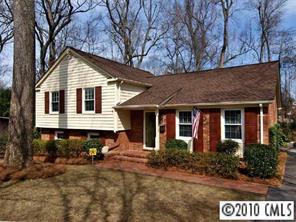 3221 Northampton Dr., Charlotte, NC 28210