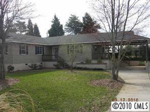 7596 Sarah Dr., Denver, NC 28037