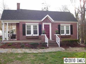 309 Hillcrest Ave., Gastonia, NC 28052