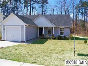 801 Raindrops Rd., Gastonia, NC 28054