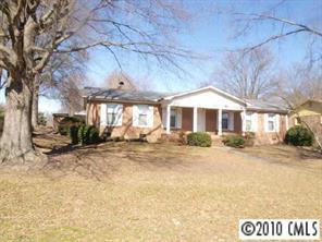 1401 Debbie Cir., Kannapolis, NC 28083