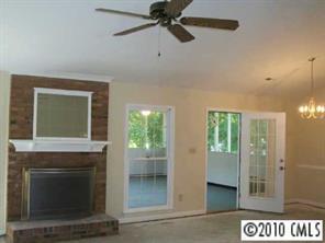 10001 Crayton Dr., Charlotte, NC 28269