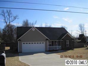 1304 Debbie Cir., Kannapolis, NC 28083