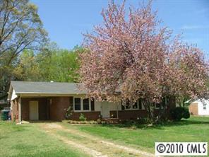 310 E Chamblee Dr., Salisbury, NC 28147