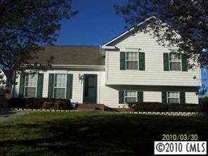 1026 Yorkdale Dr., Charlotte, NC 28217