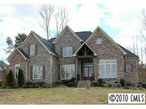 3933 Grovesner St., Harrisburg, NC 28075