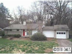 849 Springdale Ln., Gastonia, NC 28052