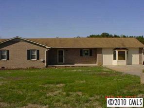 2816 Countryside Dr., Kannapolis, NC 28081