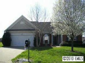 2823 Cougar Hill Ct., Charlotte, NC 28216