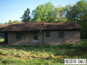 212 Parkertown Rd., Mooresville, NC 28115