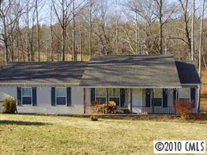 5976 Hummingbird Tr., Vale, NC 28168