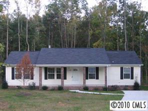 305 Sailwinds Rd., Mooresville, NC 28115