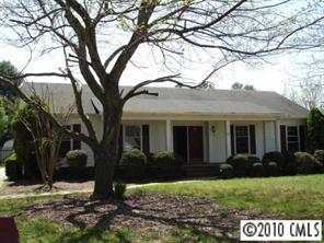 431 Silversmith Ln., Charlotte, NC 28270